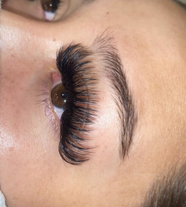 Mega Volume Fullset for Lashes_by_Ebony