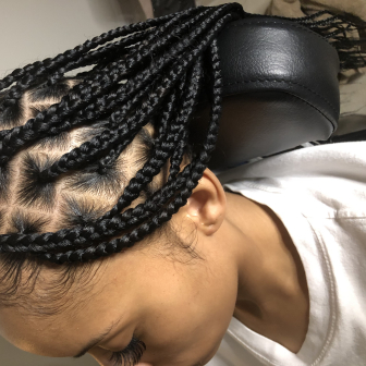 Knotless Braids for JustblueitLLC